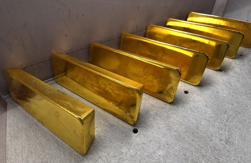 فاينانشال تايمز تزعم بأن ارتفاع أسعار الذهب مرتبط بمشتريات سرية للصين