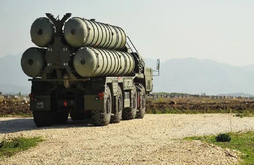 فيدان: ترامب يرفع العقوبات عن تركيا المفروضة بسبب شراء إس-400 الروسية