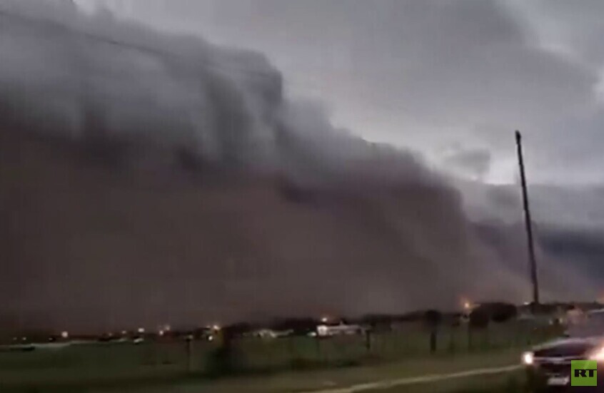 الأرجنتين.. غيوم داكنة ضخمة تتجمع في الأفق فوق مناطق متنوعة قبل اقتراب العاصفة