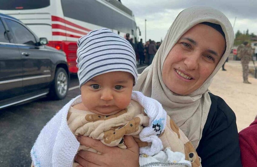 ما قصة الرضيع الذي أوقف موكب الرئيس التركي في مدينة أديامان؟ ( فيديو )