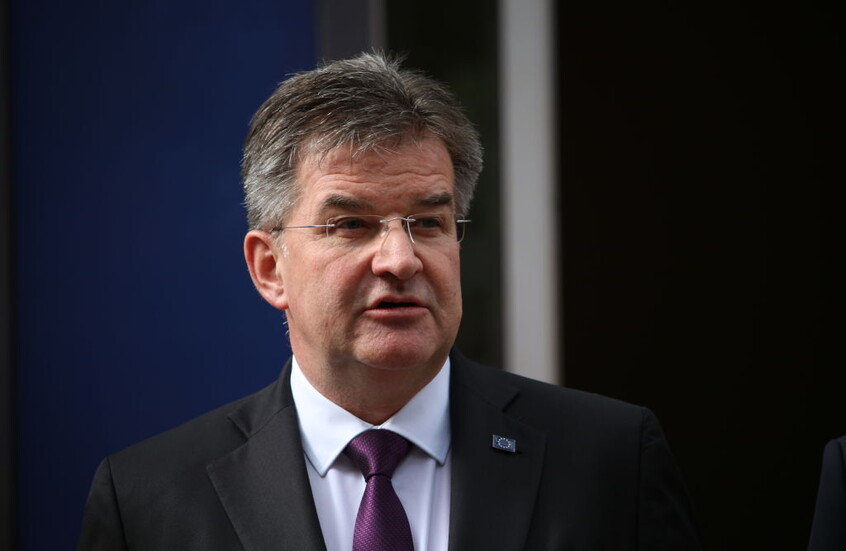 الدارج "ميرو".. الكشف عن صلات بين المجرم الجنسي إبستين ووزير خارجية أوروبي