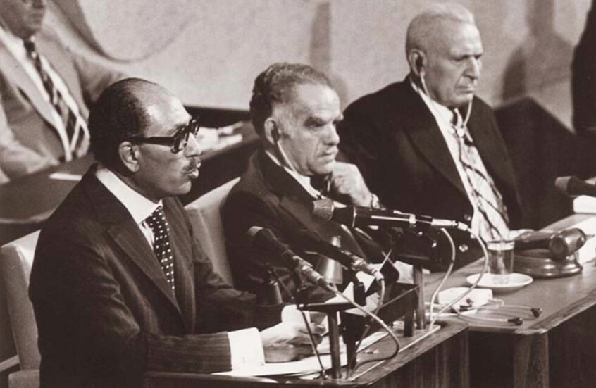 "شرارات السلام".. إسرائيل تحيي ذكرى مرور 48 عاما على زيارة السادات لتل أبيب