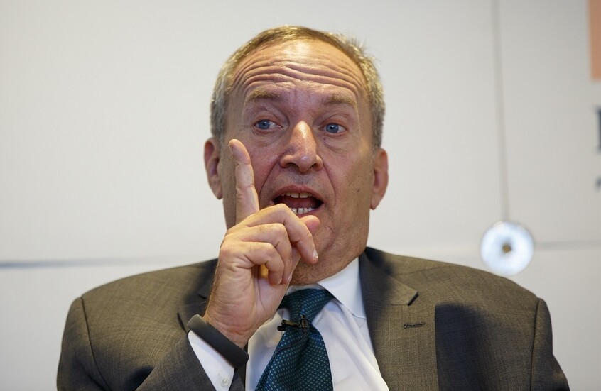 رسائل المجرم الجنسي جيفري ابستين تطيح بمسؤول أمريكي رفيع