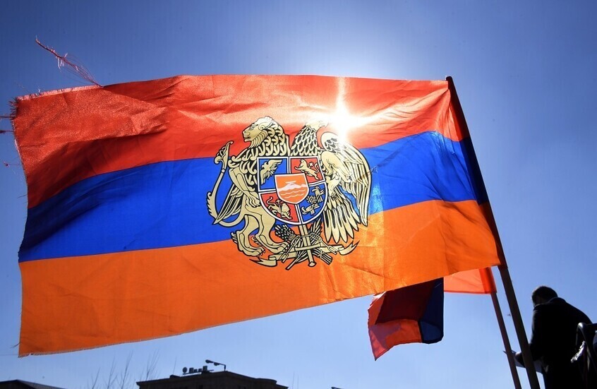 أرمينيا.. تمديد احتجاز رجل الأعمال الروسي الأرمني كارابيتيان لشهرين إضافيين