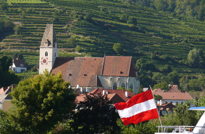 العثور على جثتي أم سورية وابنتها بعد عام من اختفائهما في النمسا والقبض على المتورطين