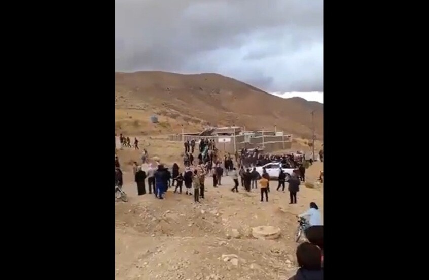 ما حقيقة تطويق قوات سورية لمركز عسكري حدودي لبناني؟ (فيديو)