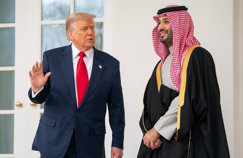 بن سلمان لمراهنين خلال اللقاء مع ترامب: أعتذر عن خسارتكم (فيديو)