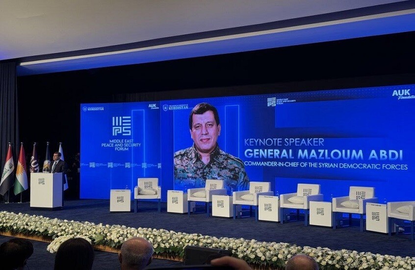 مظلوم عبدي: سوريا لن تعود إلى النظام المركزي بعد كل ما جرى خلال 15 عاما من الحرب