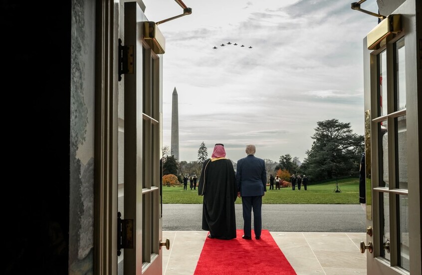 "رمز مصري" يسرق الأضواء خلال استقبال ترامب لبن سلمان