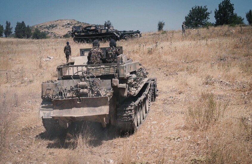 الدفاع السورية: مقتل جنديين بهجوم شنته "قسد" في ريف الرقة