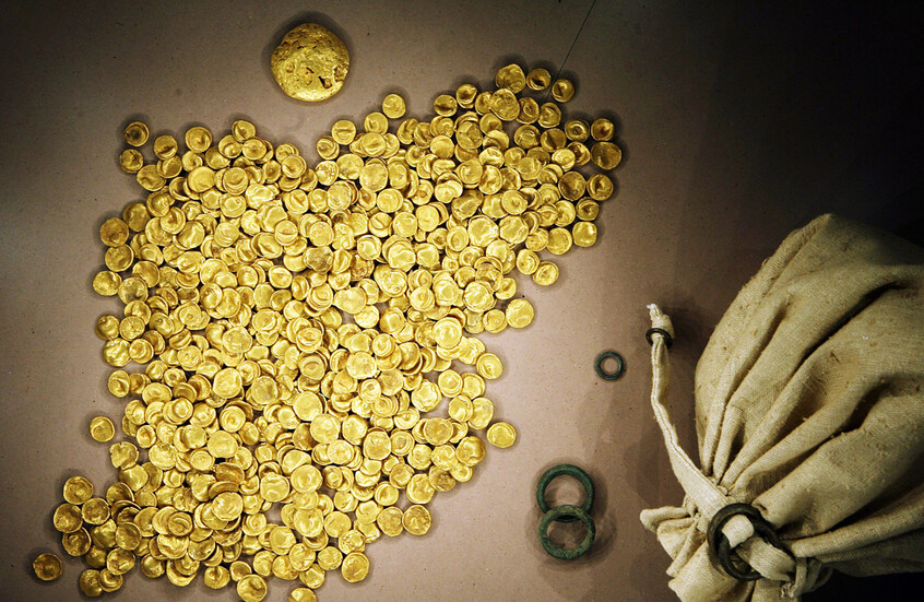 "زمرد وذهب بمليارات الدولارات".. علماء يقتربون من اكتشاف كنز في سفينة إسبانية غارقة قبل ثلاثة قرون!