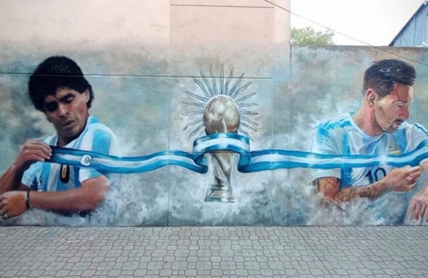 استهداف أيقونات التتويج المونديالي وجداريات ميسي في الأرجنتين (فيديو + صور)