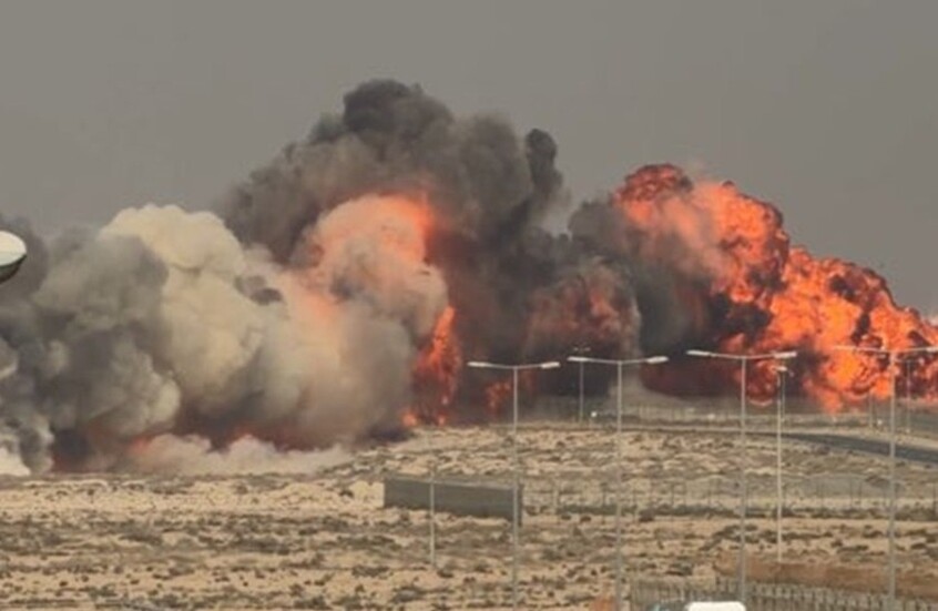 الإمارات.. تحطم مقاتلة أثناء عرض جوي في معرض دبي للطيران (صور+  فيديو)