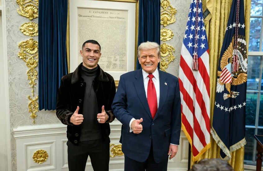 هدية استثنائية لرونالدو في البيت الأبيض تلفت الأنظار (صورة)