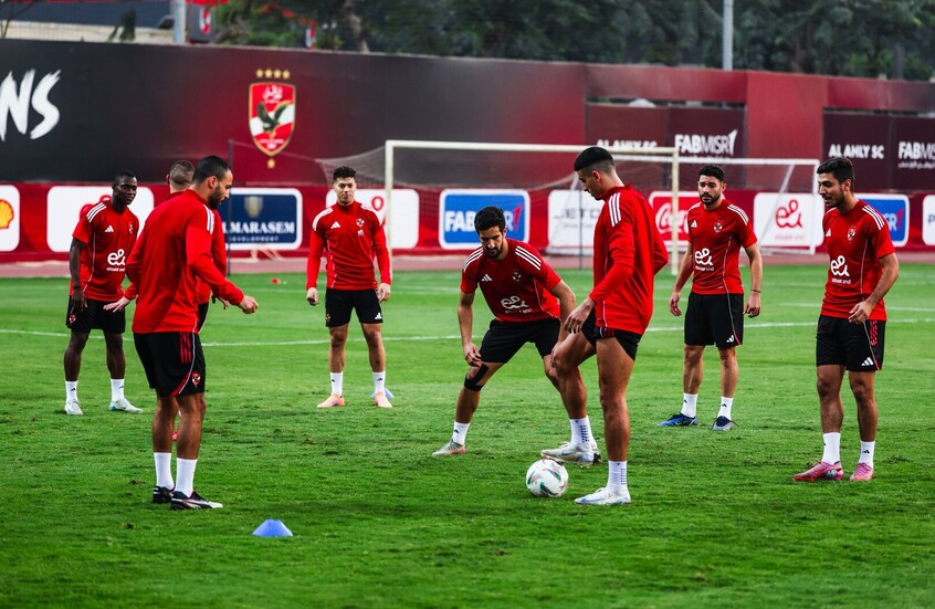 موقف إمام عاشور.. موعد مباراة الأهلي وشبيبة القبائل اليوم في دوري أبطال إفريقيا