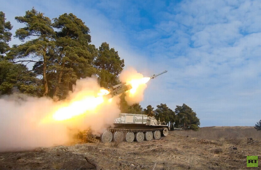 عمدة موسكو: قوات الدفاع الجوي تدمر طائرة بدون طيار كانت تحلق باتجاه العاصمة الروسية