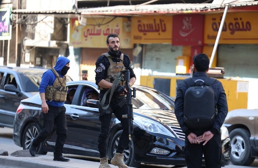 سوريا.. حظر تجوال في حمص بعد جريمة تحمل أبعادا طائفية (فيديو+صور)