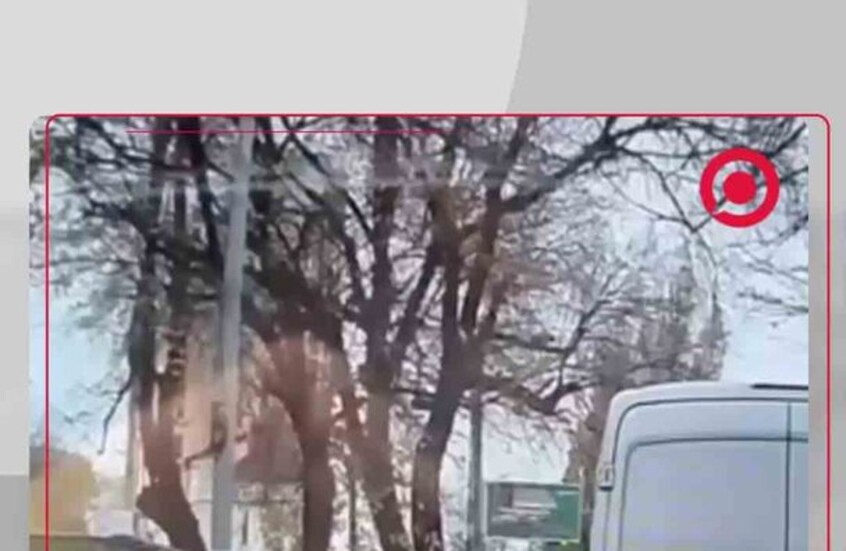 شاب أوكراني تصدمه سيارة أثناء هروبه من عناصر التجنيد في أوكرانيا 