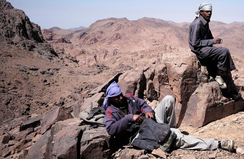 إسرائيل.. اتهامات خطيرة لبدو سيناء