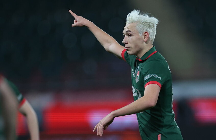 لاعب روسي يتجاهل راتبا فلكيا من الدوري السعودي