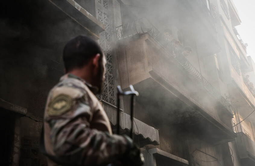 الأمن الداخلي في حمص يعلن إنهاء حظر التجول في المدينة