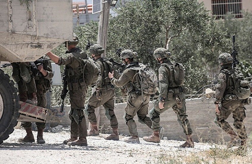 الضفة الغربية.. اشتباكات عنيفة مع قوات الجيش الإسرائيلي في نابلس (فيديوهات)