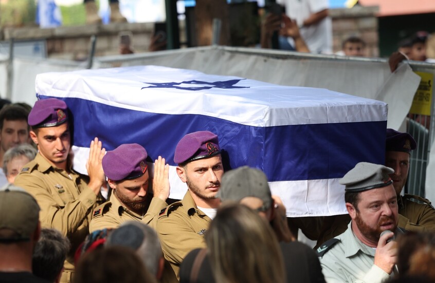 الكاتب ناداف إيال: إسرائيل التي فشلت في هزيمة 7 أكتوبر تعيد إنتاج الفشل وتدفع بجيشها نحو التفكك