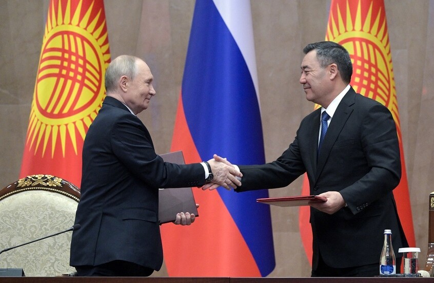 رئيس قيرغيزستان: القاعدة الروسية في بلادنا عنصر هام في حماية الاستقرار بآسيا الوسطى