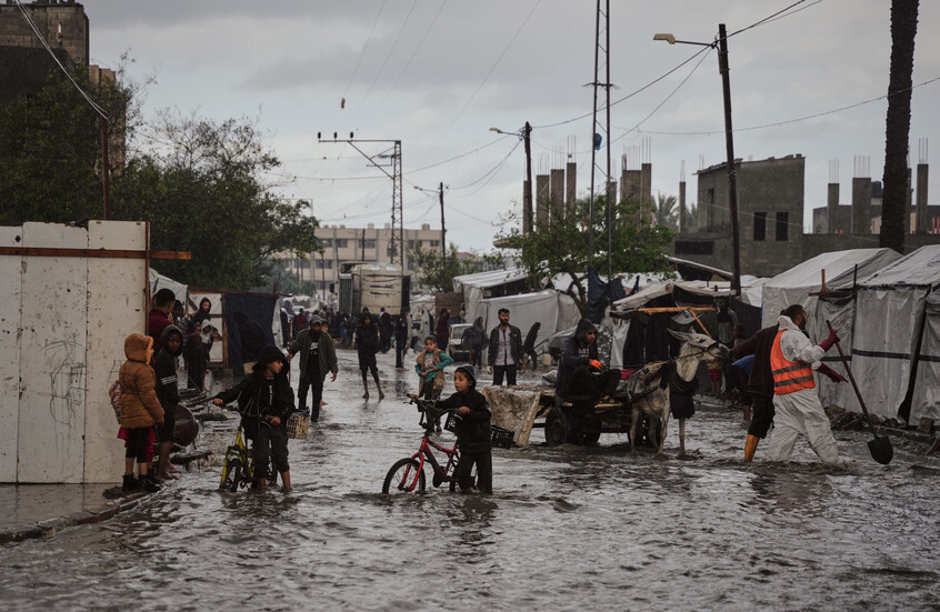 الشرق الأوسط يغرق في أخطر مرحلة في تاريخه الحديث وأمطار تكشف بداية عصر المناخ الوحشي والقوة الغاضبة