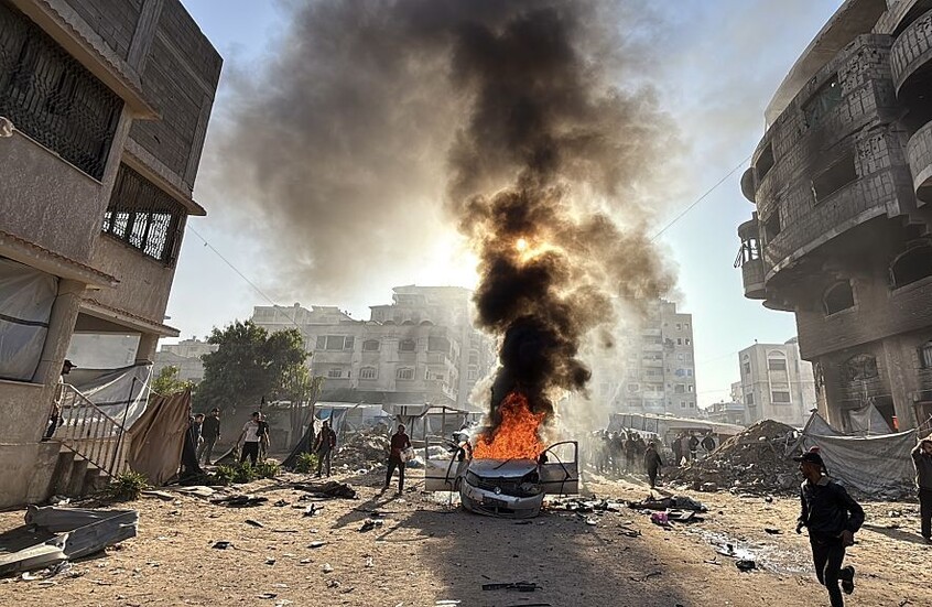 "هآرتس" عن مصادر عربية: غياب الضغط الأمريكي يعرقل المرحلة الثانية من وقف إطلاق النار في غزة