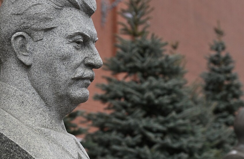 الأمن الروسي ينشر وثائق سرية عن تأمين حراسة قطار ستالين وما فعله 3 مجرمين