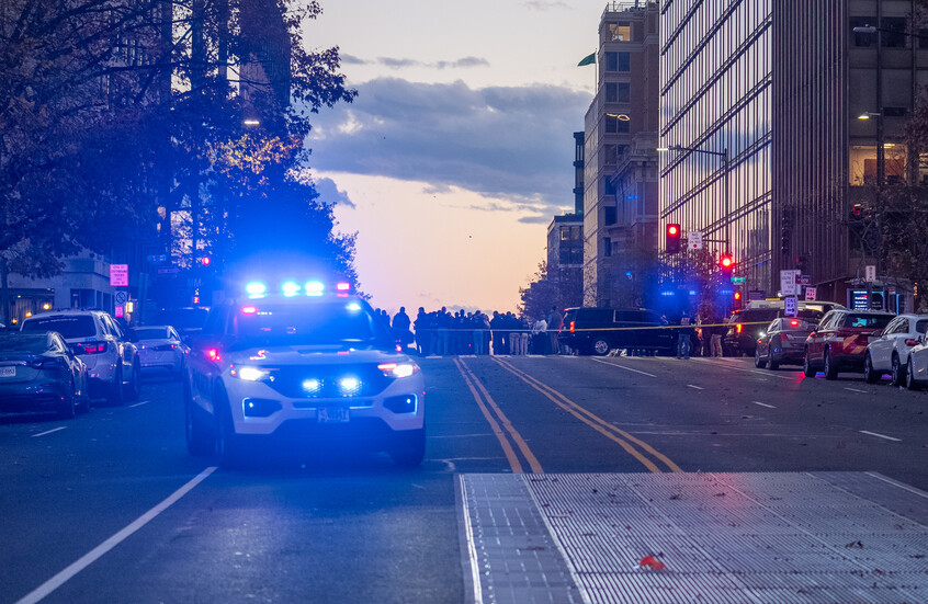 إعلام أمريكي: التحقيقات في حادثة إطلاق النار على الحرس الوطني في واشنطن ترجح نظرية واحدة