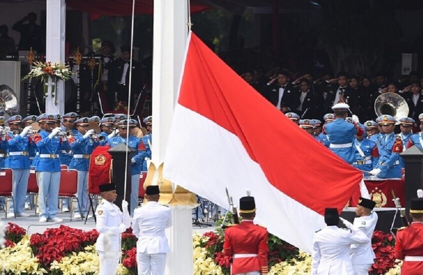 ارتفاع عدد ضحايا الفيضانات والانهيارات الأرضية في إندونيسيا إلى 174 شخصا