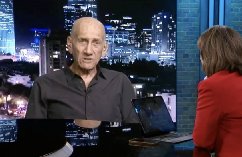 أولمرت يهاجم بن غفير بعنف ويعتبر ما يفعله "شباب التلال" بالفلسطينيين في الضفة أمرا مخزيا