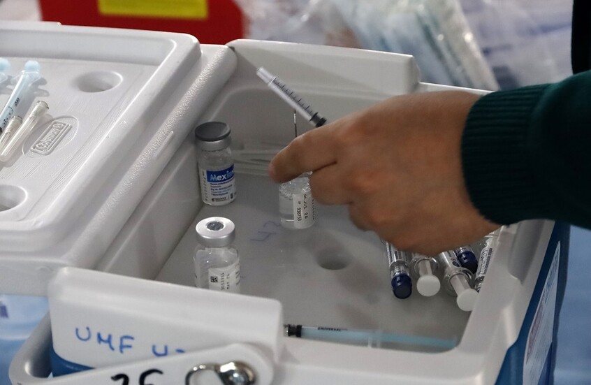 "نيويورك تايمز": وفاة أكثر من 10 أطفال في الولايات المتحدة بسبب لقاح "كوفيد-19"