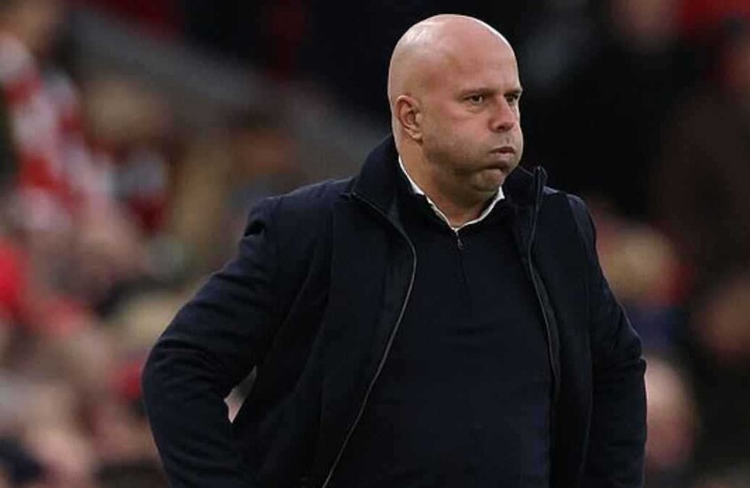 "مبلغ ضخم.".. كم سيدفع ليفربول إذا قرر التخلص من سلوت؟ (صورة)