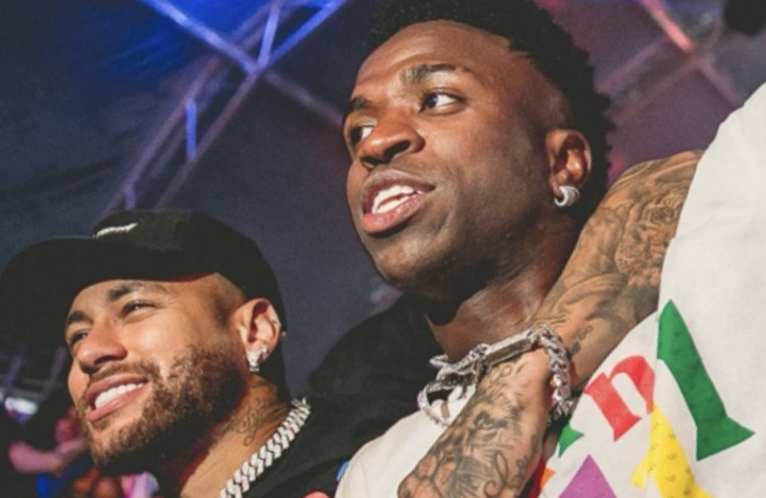 "لا تغادر ريال مدريد".. رسالة مثيرة من نيمار إلى فينيسيوس جونيور (صورة)