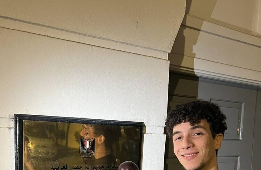 مصر تحيل 50 شخصا بينهم سياسي معارض بارز إلى محكمة الجنايات بتهم الإرهاب