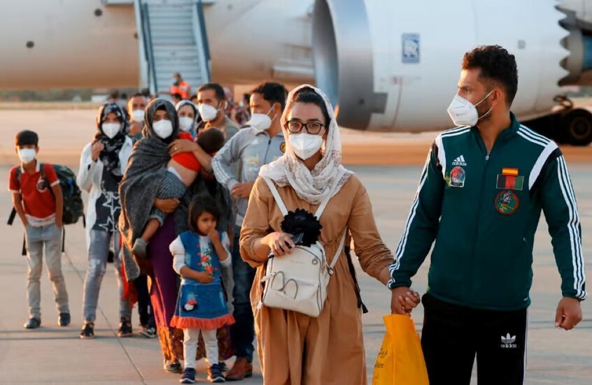 واشنطن تجمد تأشيرات المتعاونين الأفغان بعد هجوم الحرس الوطني