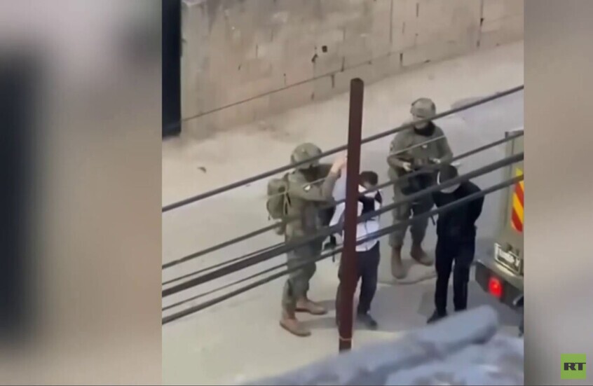 الضفة الغربية.. قوات إسرائيلية تعتقل شابين فلسطينيين خلال اقتحام بلدة قراوة بني حسان