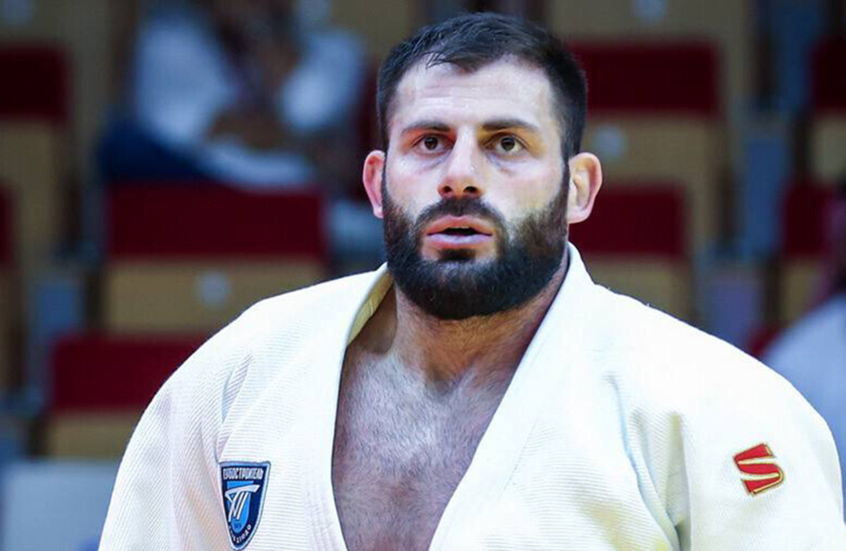 لاعب الجودو الروسي أداميان يتوج بالميدالية الذهبية في بطولة "غراند سلام" بالإمارات