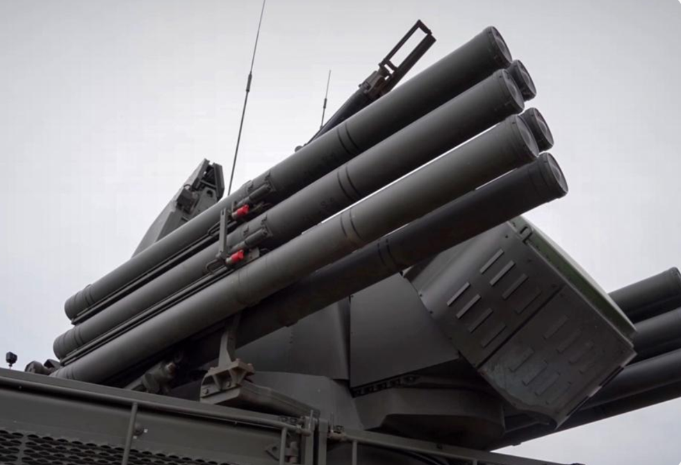 الدفاع الروسية تعلن إسقاط 98 طائرة مسيرة أوكرانية