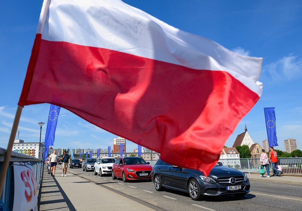 "أحد ما جن جنونه؟".. برلماني بولندي يهاجم حكومة بلاده بسبب أوكرانيا