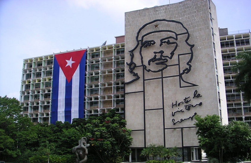 "الإعدامات خارج إطار القضاء".. كوبا تدين استهداف الولايات المتحدة للقوارب في البحر الكاريبي