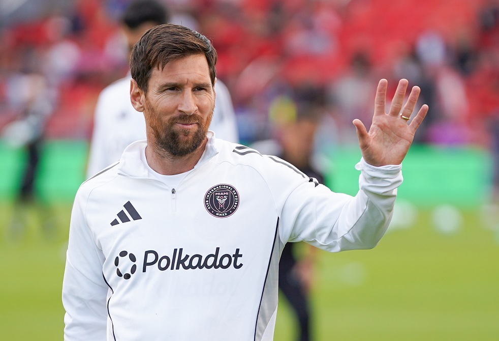 ميسي يكشف سر رفضه عرض الهلال السعودي "المغري".. فيديو