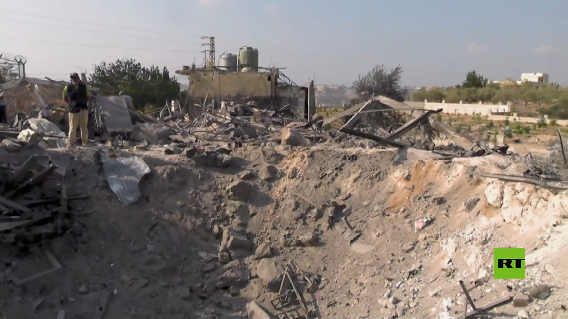 دمار واسع خلفه قصف إسرائيلي على ورش صناعية في بلدة طورا جنوب لبنان