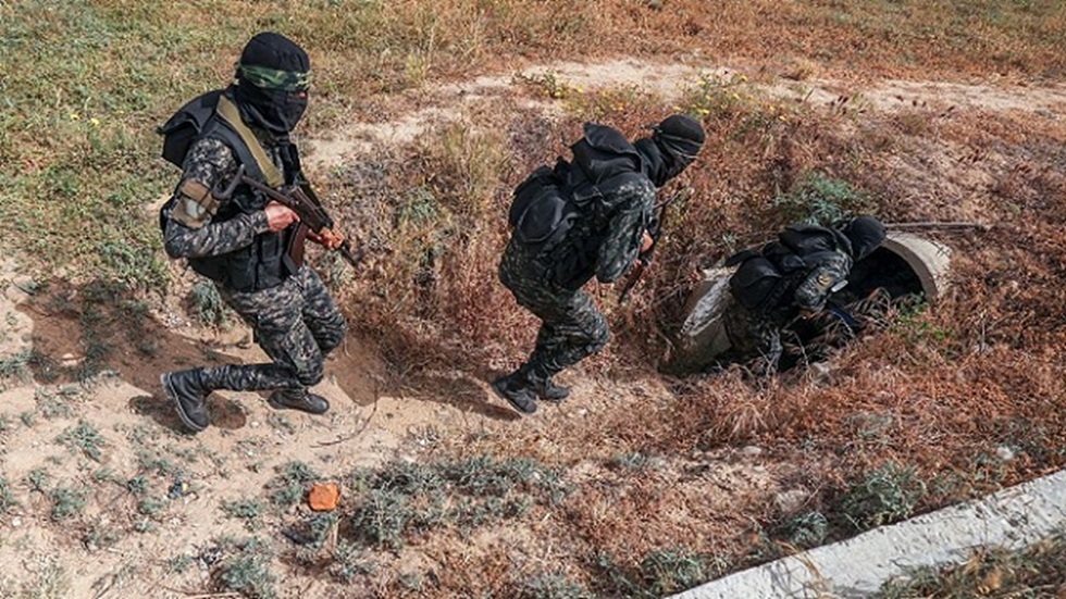 الولايات المتحدة تضغط على إسرائيل للسماح بخروج مقاتلي "القسام" من الأنفاق