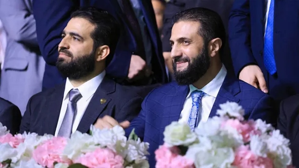 الخزانة الأمريكية ترفع العقوبات عن الرئيس السوري أحمد الشرع ووزير داخليته