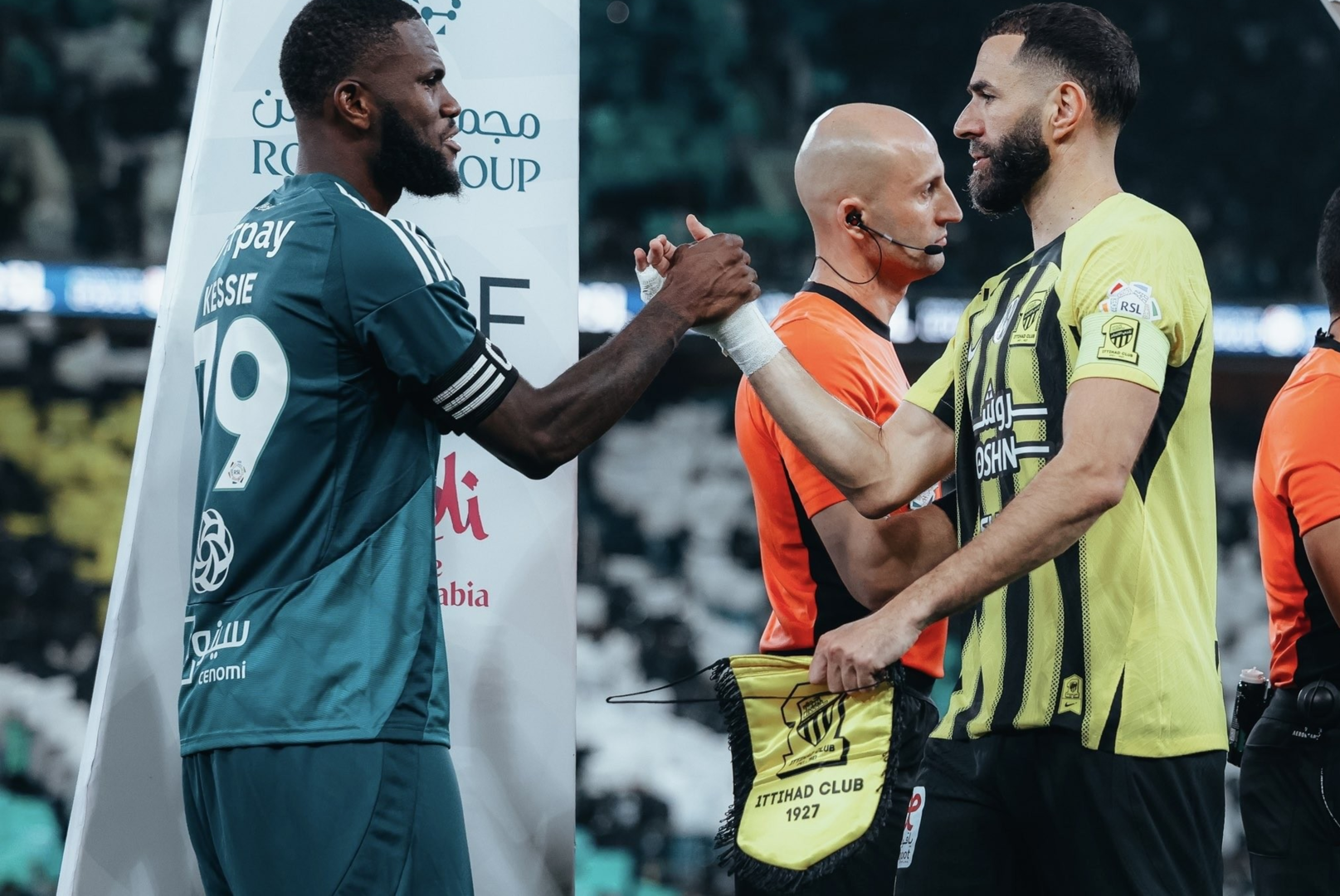 الاتحاد يتحدى الأهلي للعودة إلى سكة الانتصارات قي الدوري السعودي.. الموعد والقنوات الناقلة