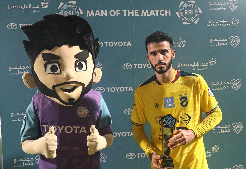 ما سبب سفر عمر السومة إلى ألمانيا؟